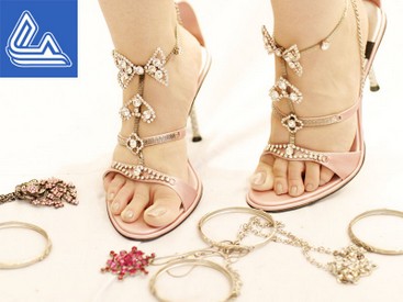 delicate-heel.jpg